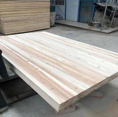 Capacità di soluzione di progetti di progettazione tradizionale di pannelli di legno massello