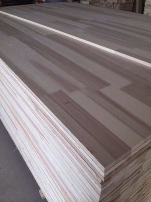 Pannello di legno massello di grado BB di legno di paolownia con giunzione a dito con superficie liscia