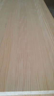 Tavola di legno di pino massello personalizzabile con tenore di umidità 8-12% e consistenza naturale