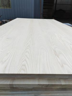Pannello di cenere naturale o da verniciatura di legno massello su misura Contenuto di umidità 8-12%