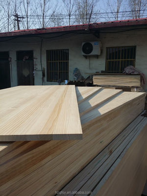 Tavola di legno di pino massello personalizzabile con consistenza naturale e colla ambientale E0/E1