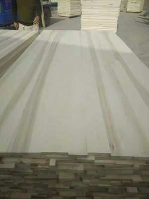 Servizio post-vendita E1/E0 Grade Edge Glue Poplar Solid Board per hotel moderni