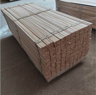 Paulownia Batten Triangolo quadrato Camfer Striscia di legno con capacità di soluzione di progetto