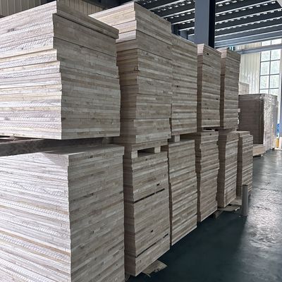 Pannello di paolownia di alta qualità per bare Contenuto di umidità 8%-12% Pannello di legno naturale
