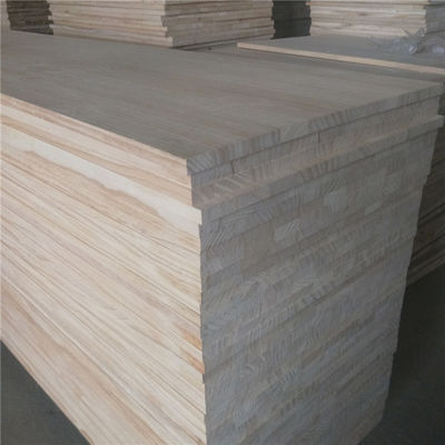 Capacità di soluzione del progetto Tavole di colla di legno di pino con colla ambientale E0/E1