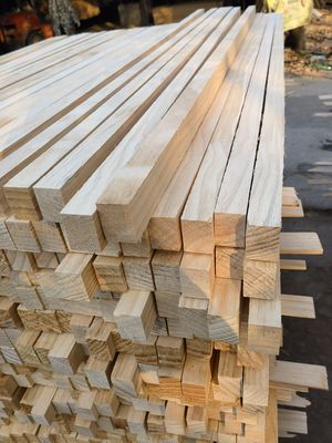 Arredamento per interni Zealand Pine Radiata Pine Square Solid Wood Strips Slate Board AA AB BB