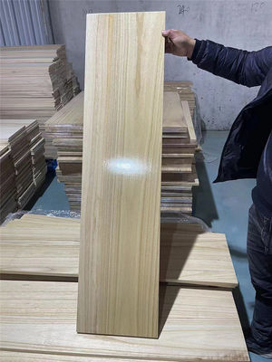 Supporto tecnico on-line per la colla per legno massello a bordo di paolownia personalizzata