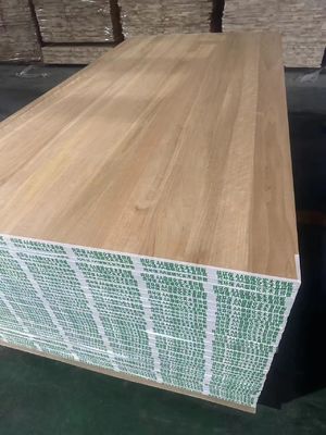 Legno di pioppo carbonizzato Larghezza 100-1220 mm Con supporto tecnico online