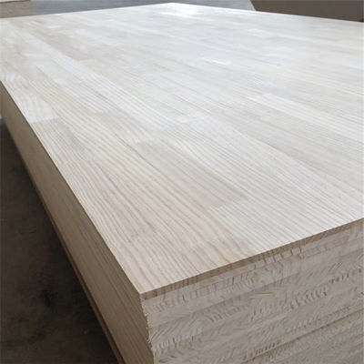 Finger Joint Board Finito e superficie pulita per il pino Paulownia pioppo legno di gomma