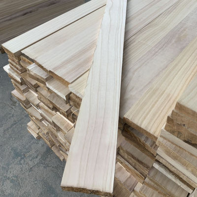 Fogli di paolownia con tenore di umidità compreso tra l'8% e il 12%