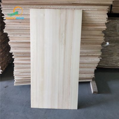 Contenuto di umidità 8-12% Pannelli di pino incollati a bordo solido per progetti personalizzabili