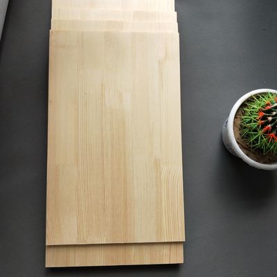 Legname di pino Legname di pino Moderno Disegno Finger Joint Board Colore naturale
