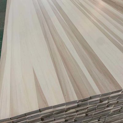 Materia prima Arredamento in legno Finger Joint Board per armadi di legno massello contemporaneo