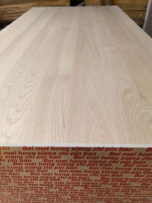 AA Grade North American Red Oak Dimensioni personalizzate Pannello retto Tavola solida Supporto tecnico online