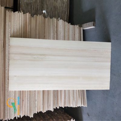 Laboratorio Legname essenziale di pino russo Legname con spessore personalizzabile