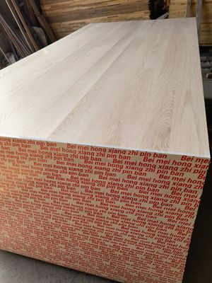AA Grade North American Red Oak Dimensioni personalizzate Pannello retto Tavola solida Supporto tecnico online
