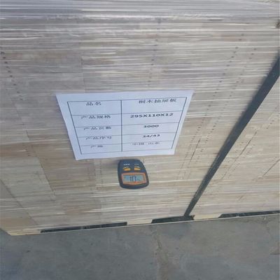 Fabbricazione di tessuti di legno di paolownia