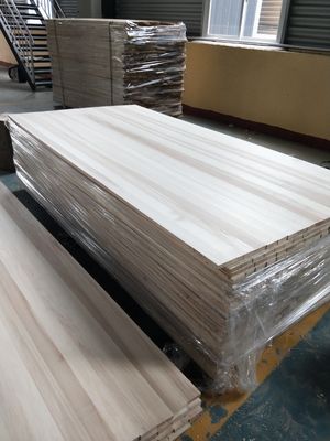 280-300 kg/Cbm Densità legno di pioppo Legno per progetti di lavorazione del legno