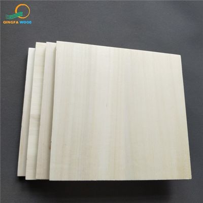 280-300 kg/Cbm Densità legno di pioppo Legno per progetti di lavorazione del legno