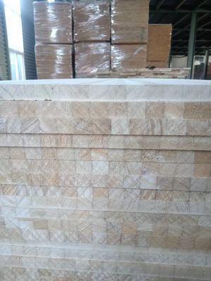 Fogli di paolownia solidi Snowboard Legno Core per 1500x480x12 o dimensioni personalizzate