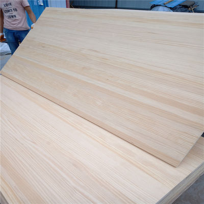Stile di progettazione tradizionale Legno di pino della Zelanda con densità 480-550 kg/m3