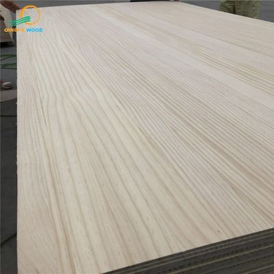 Stile di progettazione tradizionale Legno di pino della Zelanda con densità 480-550 kg/m3