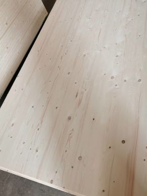 Tavola di legno di abete contemporaneo con tenore di umidità 8-12% 1220*2440mm