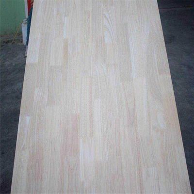 Fabbricazione a base di legno di gomma pulito e finito con alta densità di 730-830 kg/mq