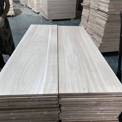 Dimensioni personalizzate Tavola di legno massello Paulownia AA Tavola di legno massello Paulownia con ricambi gratuiti