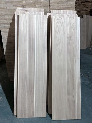 Tavola di legno massello di paolownia naturale di grado AB o ABC con finitura di legno naturale sbiancata