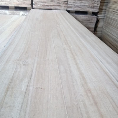 Tavola di legno di paolownia leggera per mobili 2440x1220 o 1200x600 o personalizzata