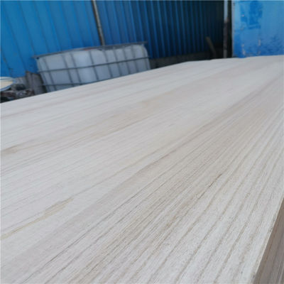 Infissi di legno adesivo per soluzioni di progetto personalizzate