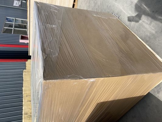 Tavole di legno di paulownia con campione libero contenuto di umidità 8%-12% stile di design moderno