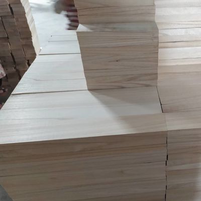 Spessore 3 mm-50 mm Legno di paolownia personalizzato per l'organizzazione del magazzino