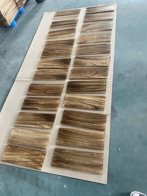 Ripiani galleggianti rustici Tipo montato a parete con tavole di legno di paolownia