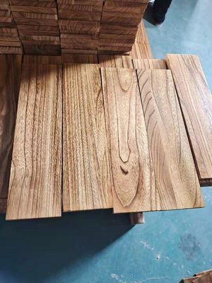 Ripiani galleggianti rustici Tipo montato a parete con tavole di legno di paolownia