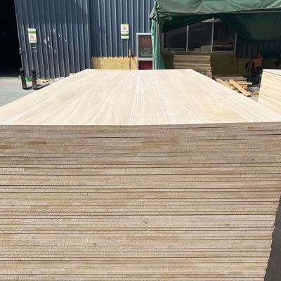 12 mm di spessore Tavola di legno massello Tavole di legno di paolownia con densità di 280-300 kg/mq