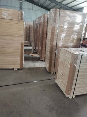 Colla E0/E1 per l'ambiente Colla di prima qualità di legno di paulownia con ricambi gratuiti