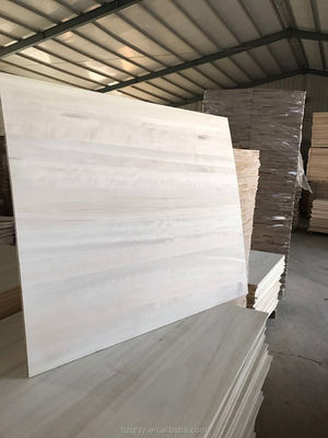1220x2440mm Qingfa Paulownia Wood Board con servizio post-vendita