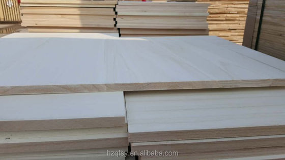 1220x2440mm Qingfa Paulownia Wood Board con servizio post-vendita